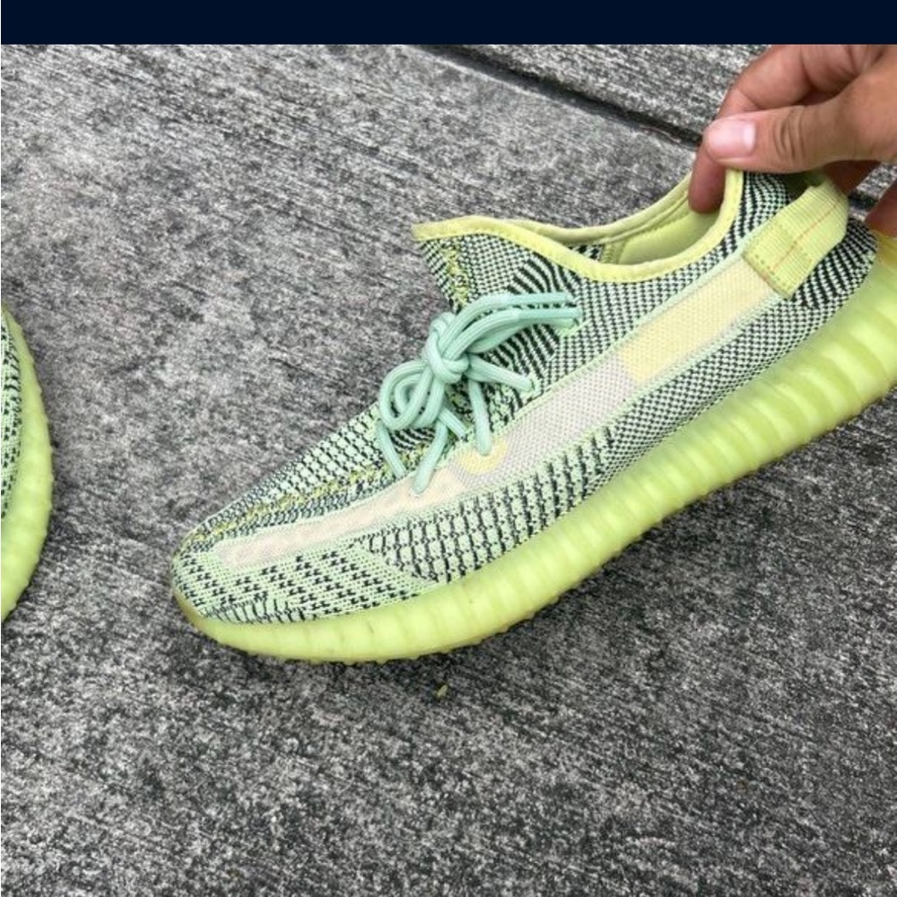 Yeezy Sneakers